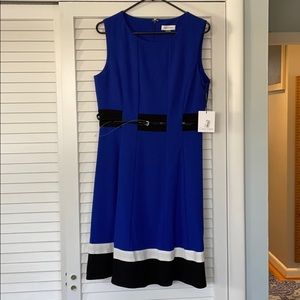 Dress with belt
